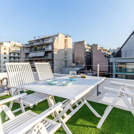 Neoclassical Flat With 2 Bedrooms In Pire Dış mekan fotoğraf