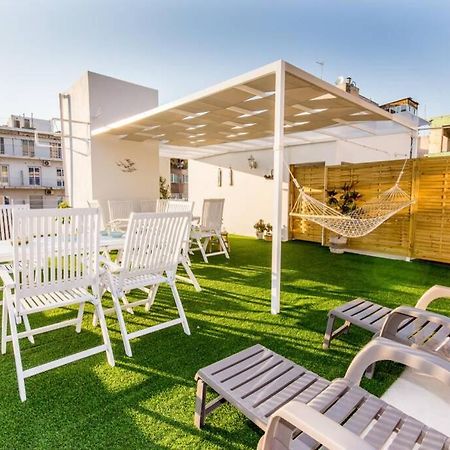 Neoclassical Flat With 2 Bedrooms In Pire Dış mekan fotoğraf